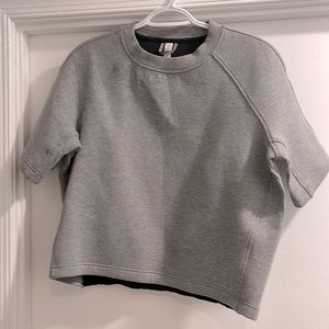 Lululemon gray sweater. Size 10 preowned in excellent condition